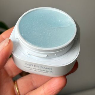 Laura holding Laneige Water Bank Blue Hyaluronic Gel Moisturiser - best moisturiser for oily skin