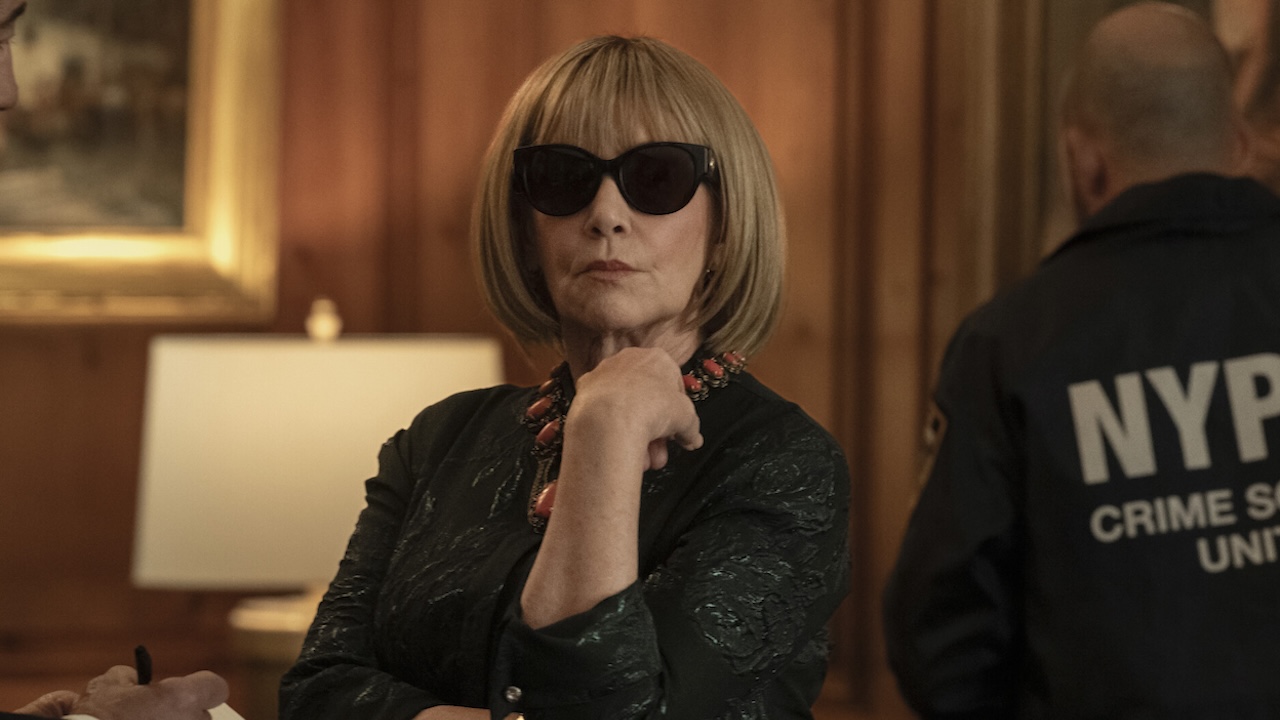 J. Cameron-Smith dressed like Anna Wintour in sunglasses CBS' Elsbeth Season 3x14