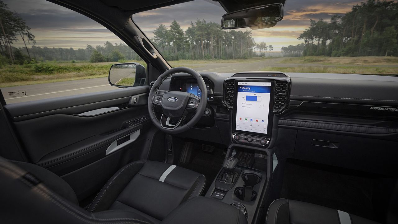 Ford Ranger PHEV Stormtrak