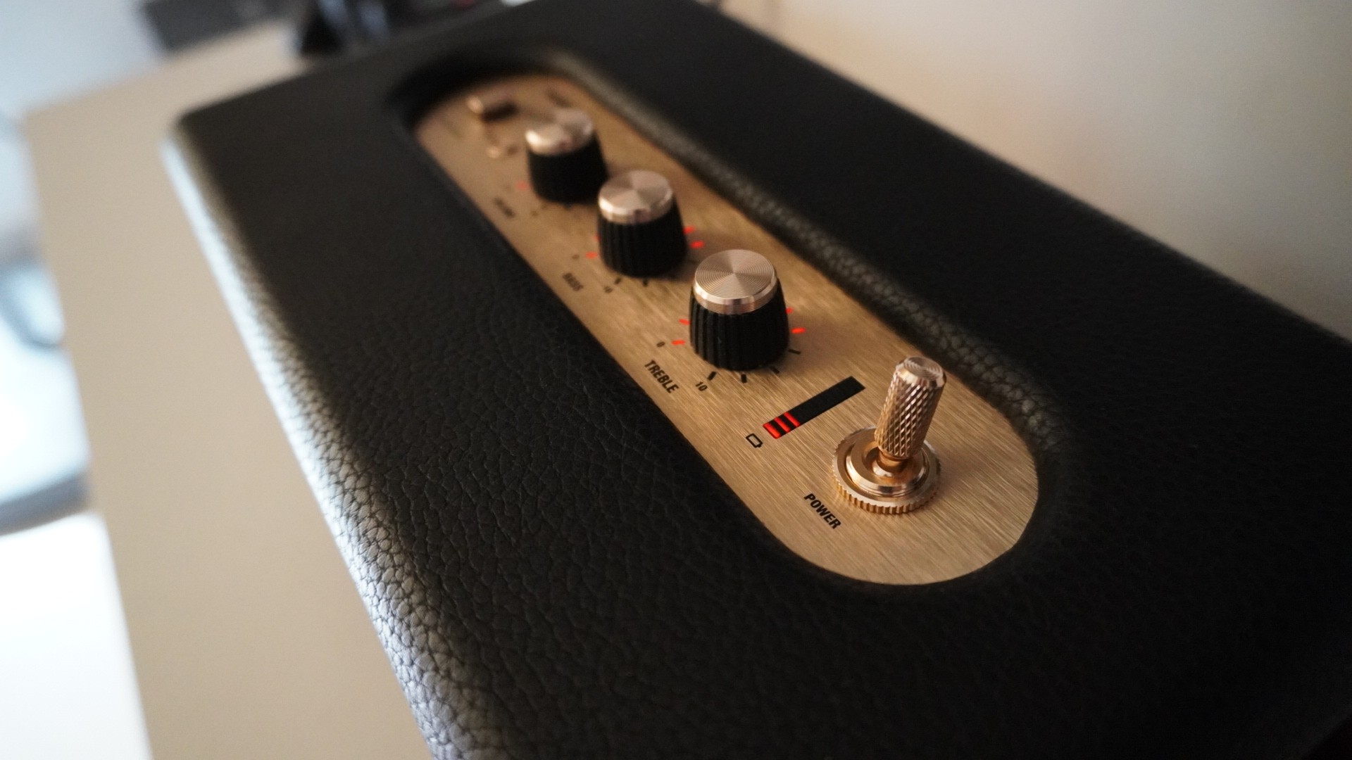 Marshall Kilburn III Bluetooth speaker