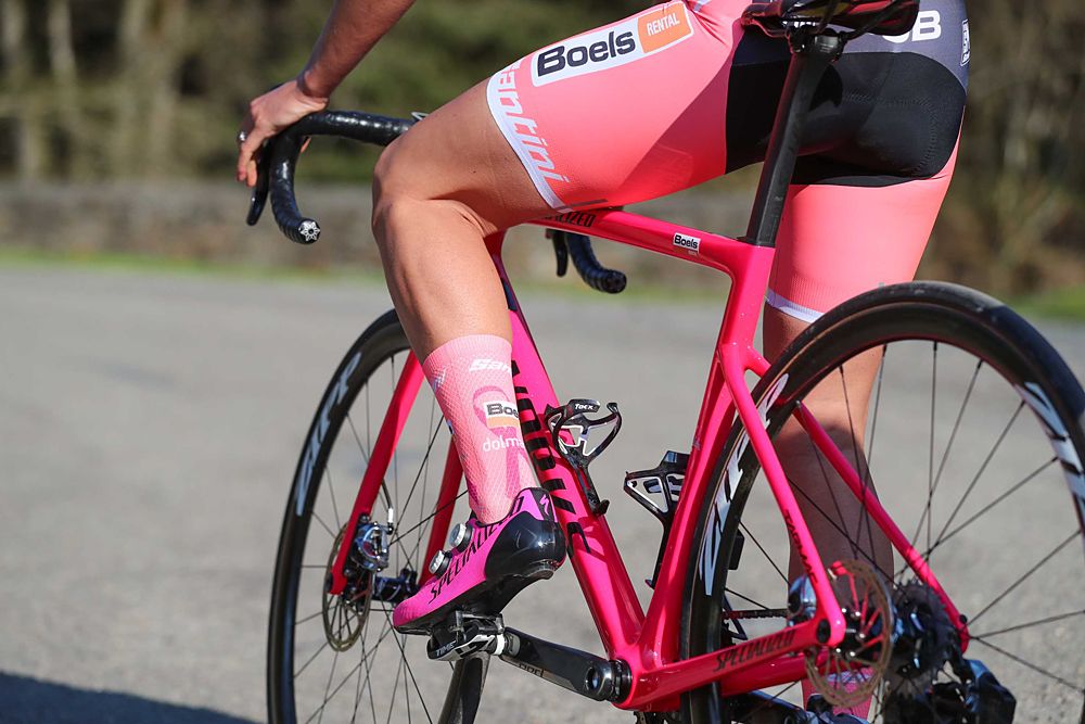Boels Dolmans support breast cancer research with new pink kit at Amstel Gold