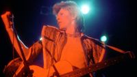 LOS ANGELES - 1973: Musician David Bowie performs onstage during his "Ziggy Stardust" era in 1973 in Los Angeles, California. (Photo by Michael Ochs Archives/Getty Images)