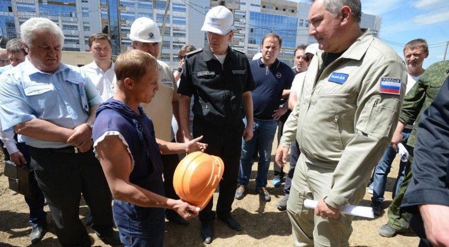 Vladimir Putin Taps Dmitry Rogozin To Head Roscosmos Space
