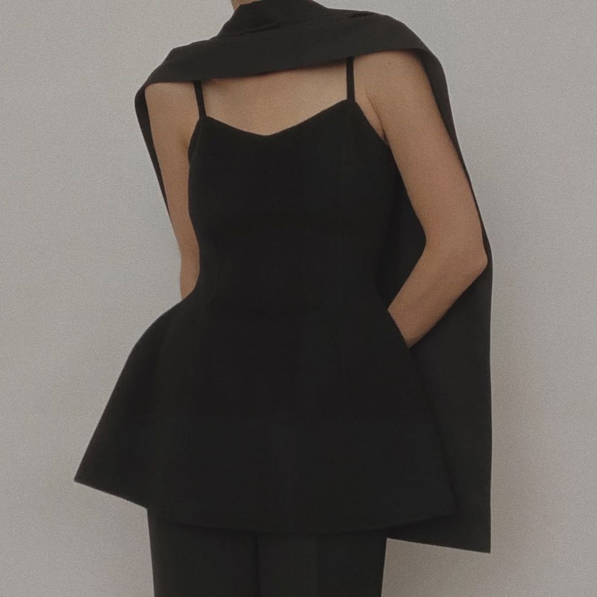 Dark Floral Perfumes