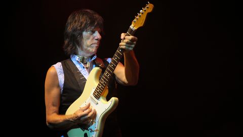 How To Play Guitar Like Jeff Beck | GuitarPlayer