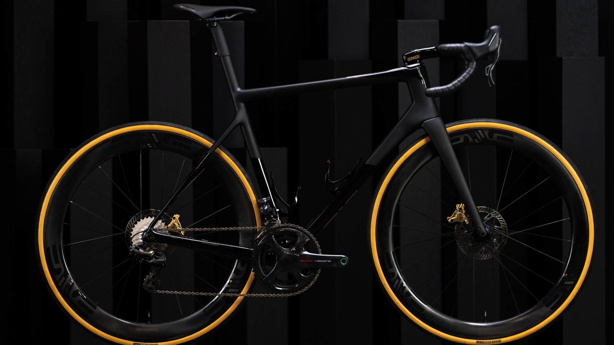 Enve Builders Roundup 2022 - Enve Custom Road