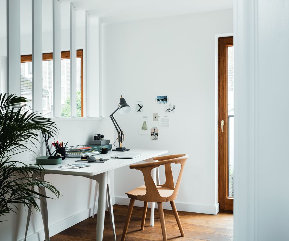 Curated visual reference: Picture Idea: Seeking Small Home Office Ideas Here S 12 Compact Solutions