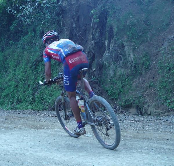 Luis Mejia Sanchez blazes downhill