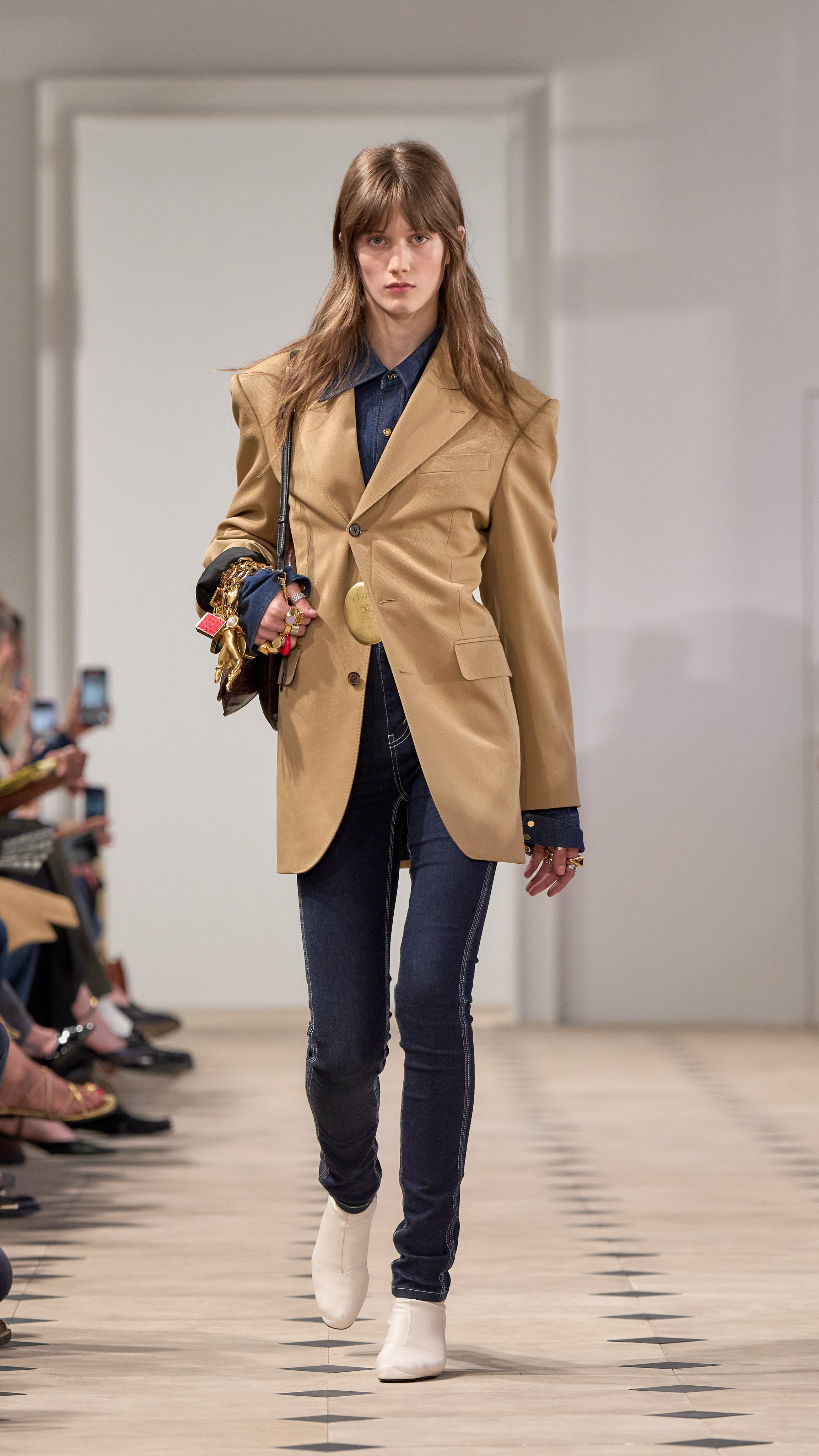 PARIS, FRANCE - MARCH 10: (EDITORIAL USE ONLY - For Non-Editorial use please seek approval from Fashion House) A model, fashion detail, walks the runway during the Zimmermann Womenswear Fall/Winter 2025-2026 show as part of Paris Fashion Week on March 10, 2025 in Paris, France. (Photo by Peter White/Getty Images)
