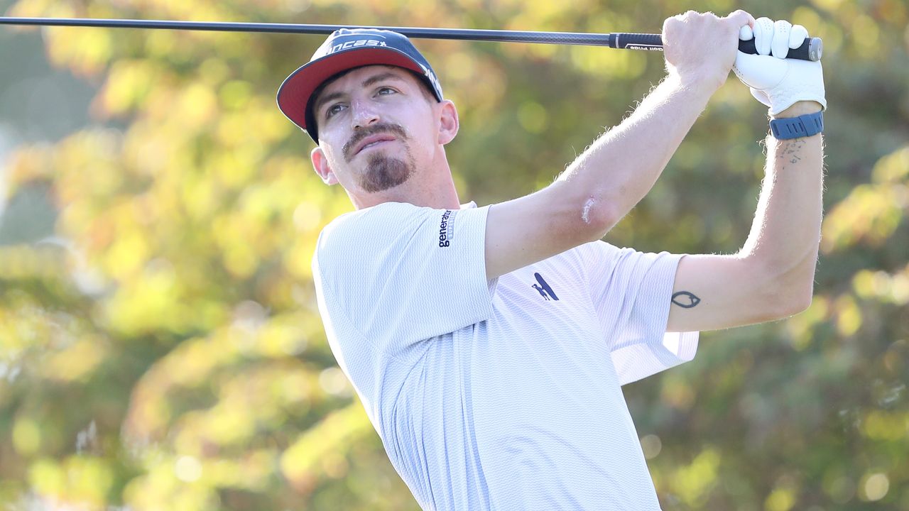 Sam Bennett takes a shot at the Nationwide Children&#039;s Hospital Championship