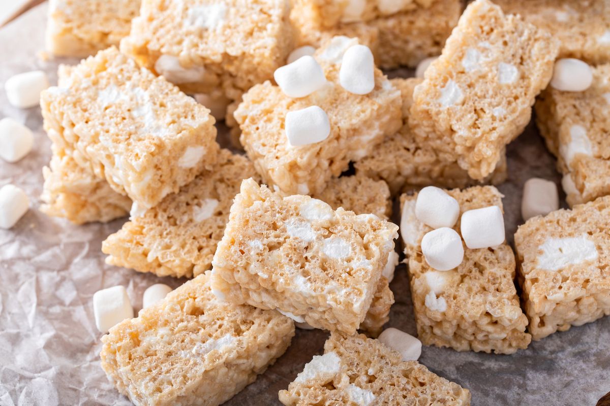 Marshmallow crispy bites Snack Recipes GoodtoKnow