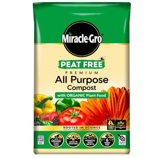 Miracle gro compost