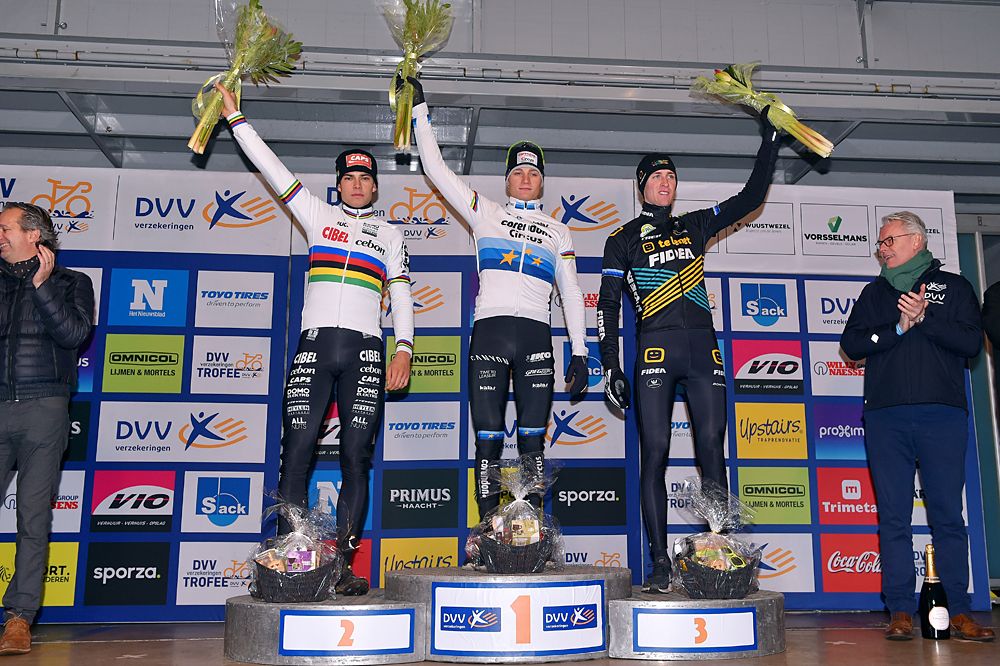 Mathieu van der Poel wins 2018 Azencross