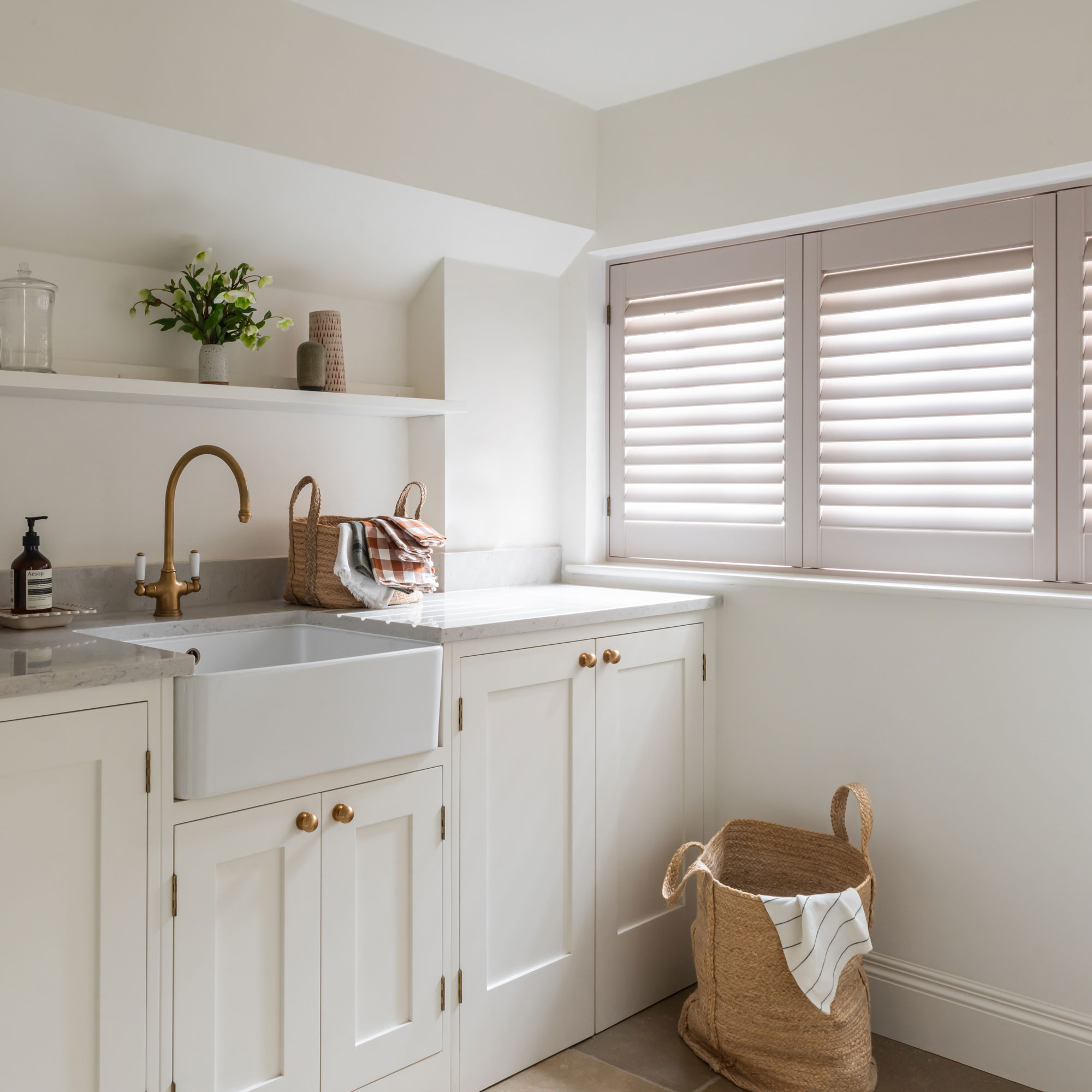 traditional cream Shaker utility room