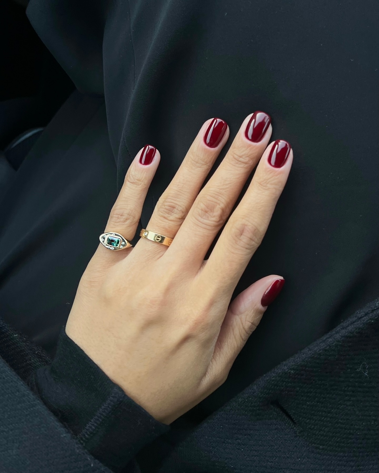 colori classici per unghie rouge noir