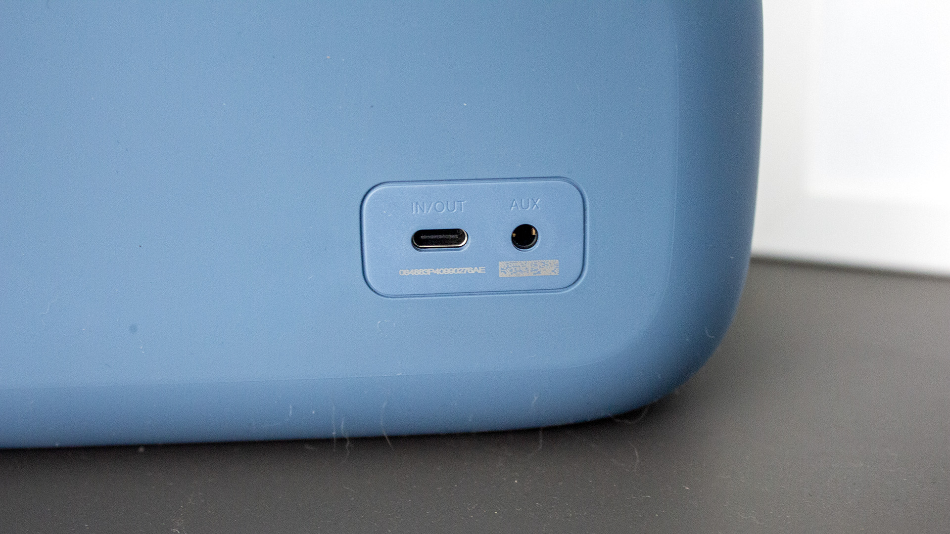 bose soundlink max speaker in blue