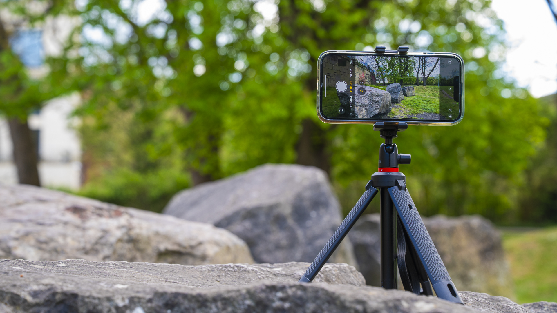 Joby Telepod as phone tripod