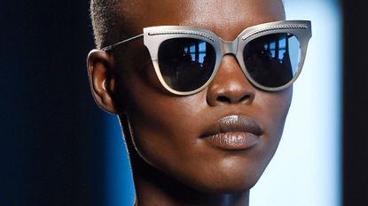 Cat eye sunglasses, style to wear now
