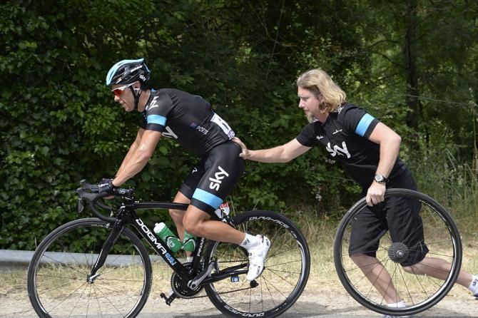 Richie Porte (Sky) gets a push