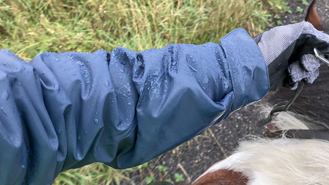 MH-jacket-rain