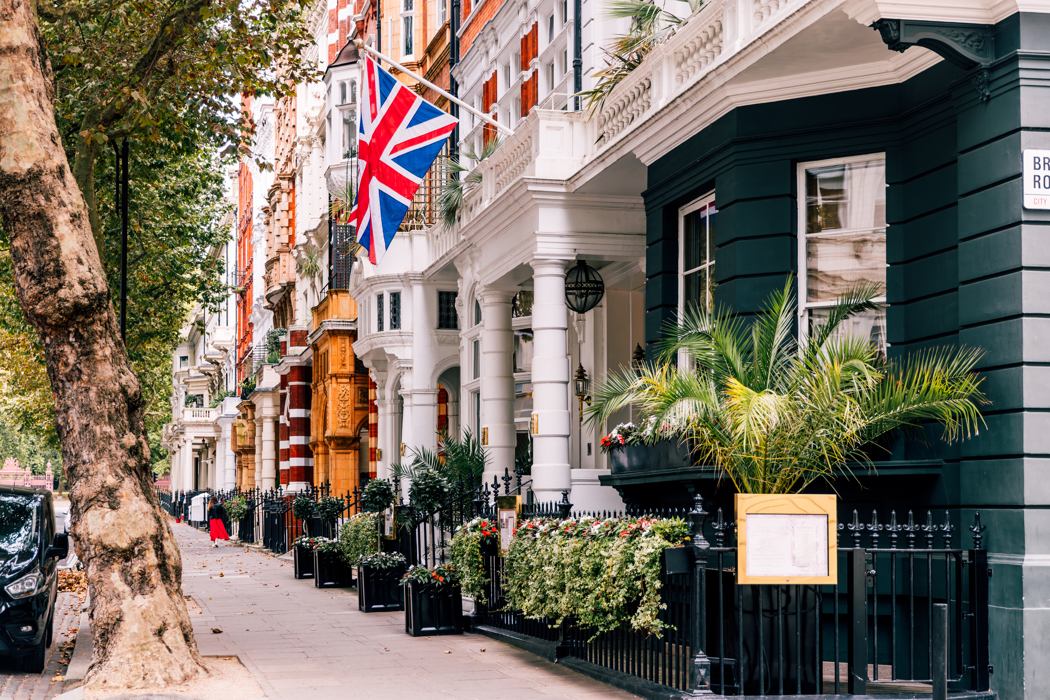 Homes and restaurants in South Kensington