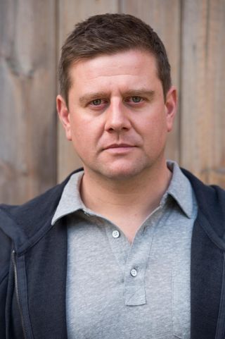 Kai Owen as Pete in Hollyoaks (Lime Pictures)