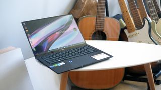 Asus Zenbook Pro 14 OLED (UX6404)