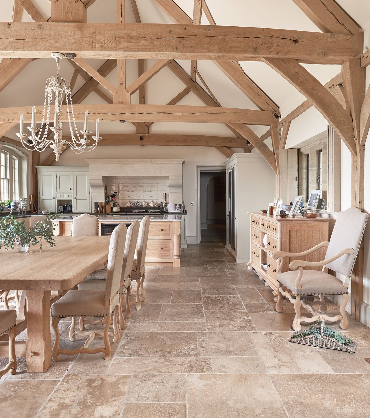 How to clean stone floors the best methods for flagstones, limestone