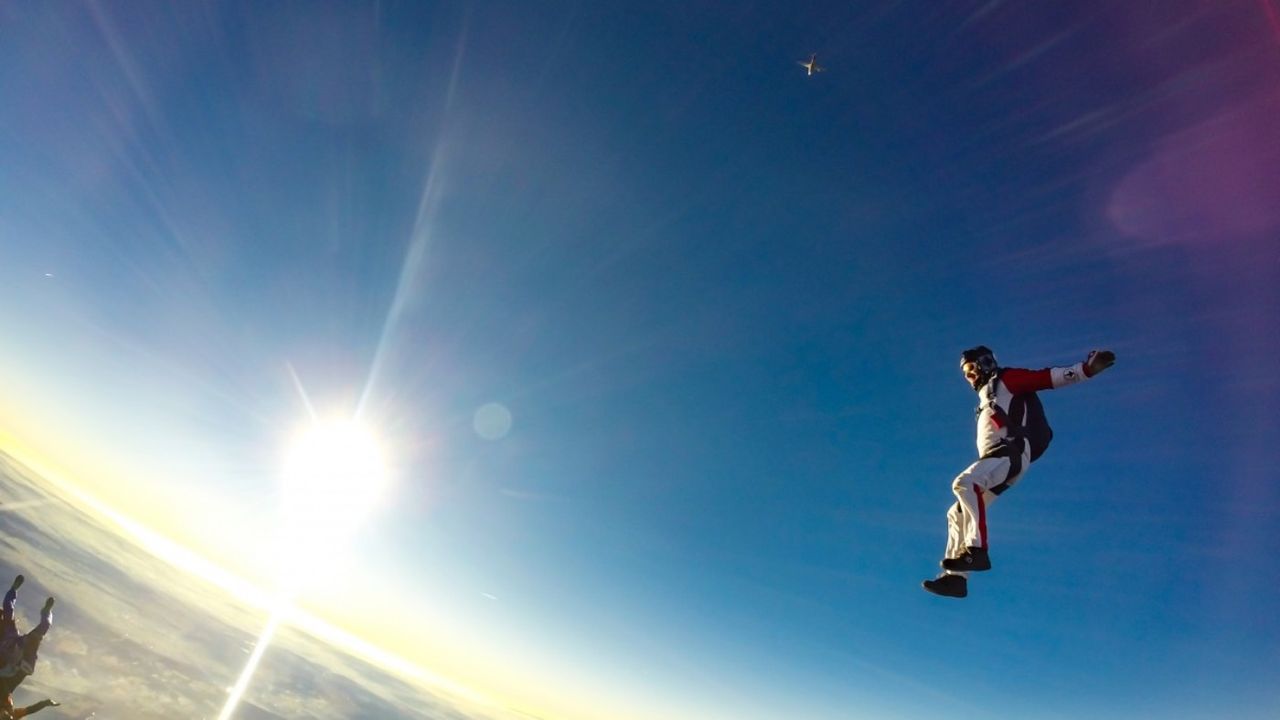 A man jumping from the sky 