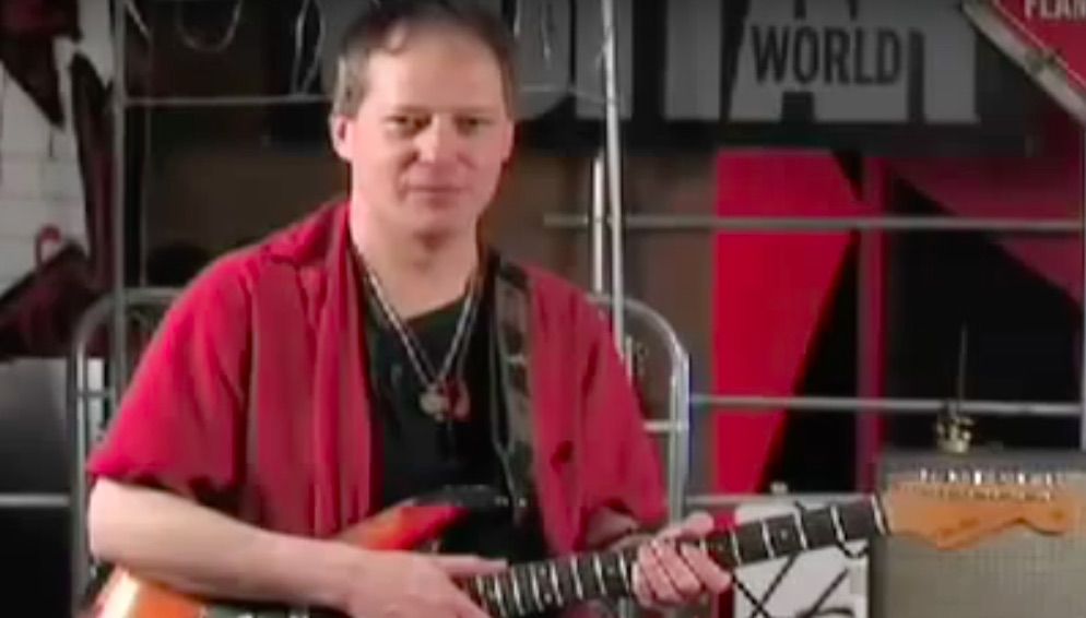 Former Television Guitarist Richard Lloyd Shares New Song, 'Whisper