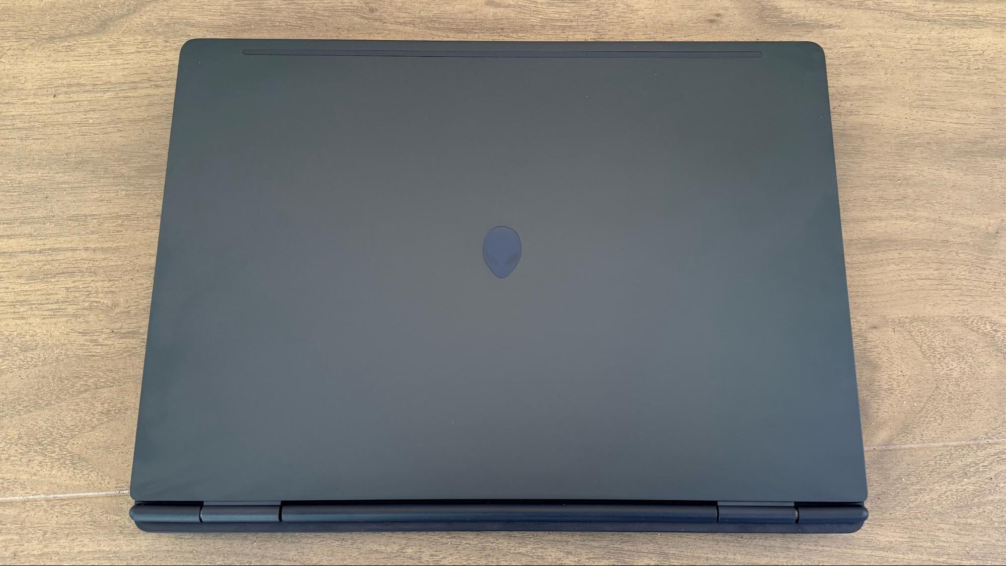 Alienware 16 Aurora