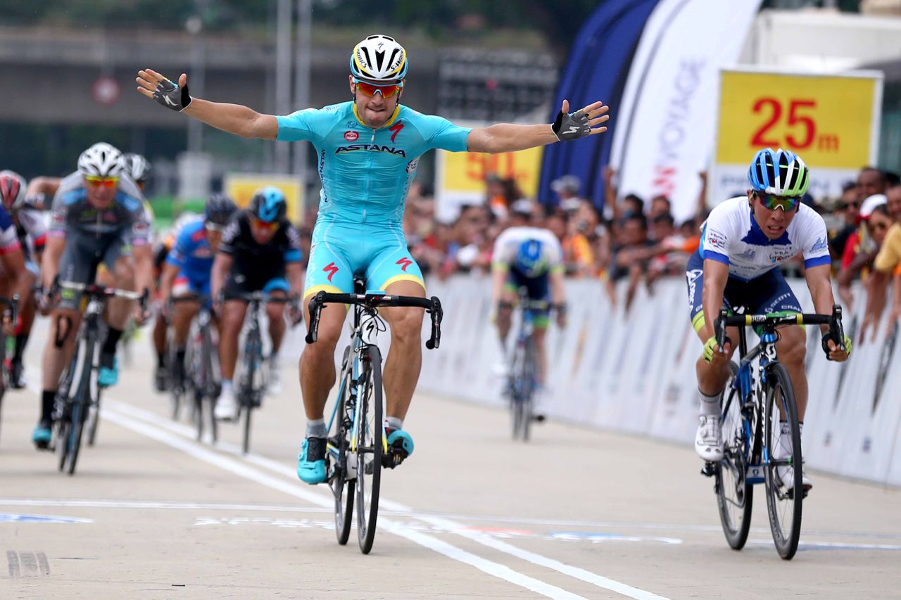 Andrea Guardini wins the final stage