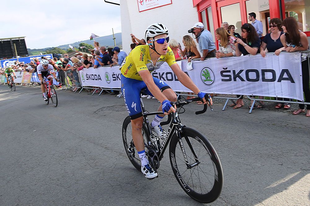 Julien Vermote (Etixx-QuickStep) in the yellow jersey