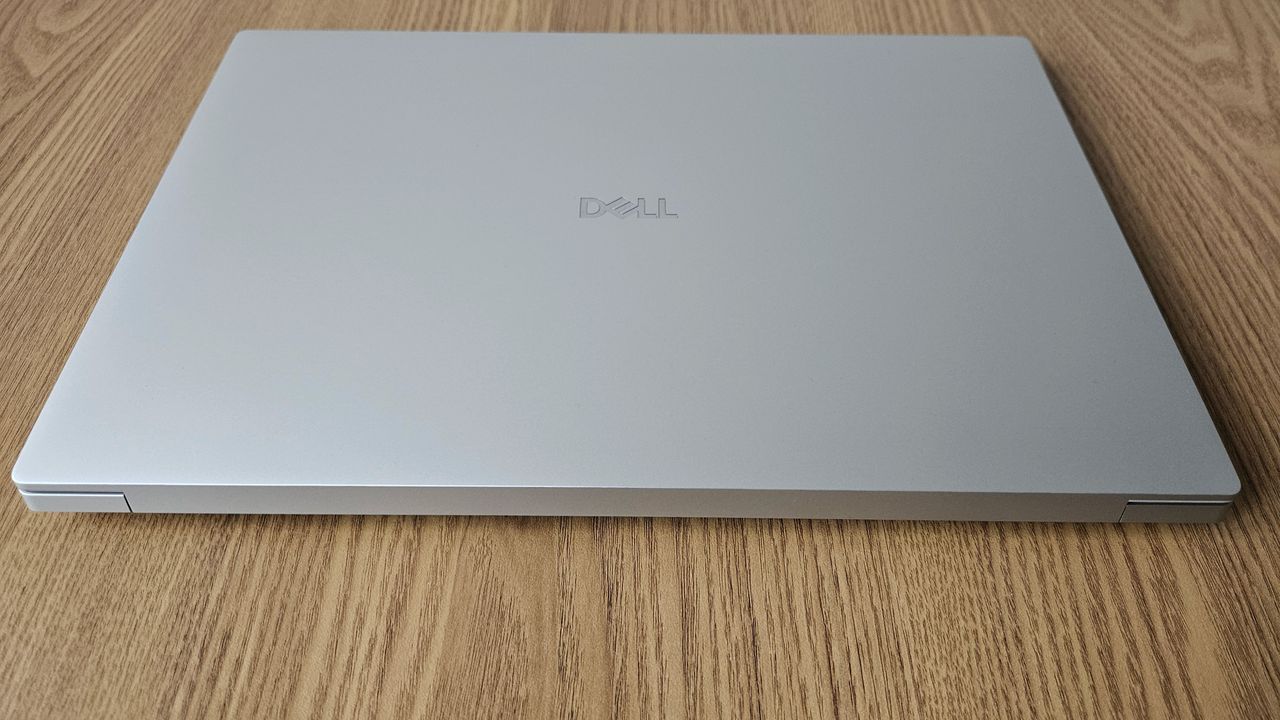 The Dell 16 Premium on a desk