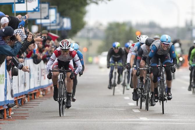 Ruben Zupentke (Bissell) takes the sprint over Ramunas Navardauskas (Garmin-Sharp)