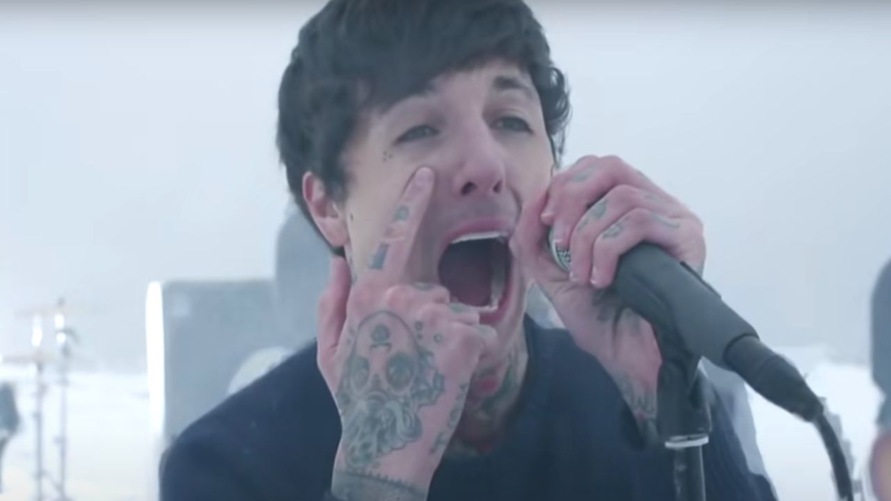 Bring me the horizon moses. Оли Сайкс пьяный.