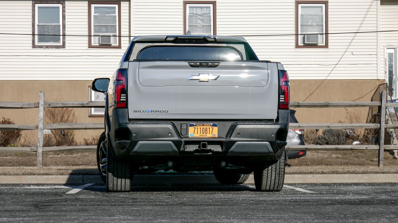 2025 Chevrolet Silverado EV test drive.