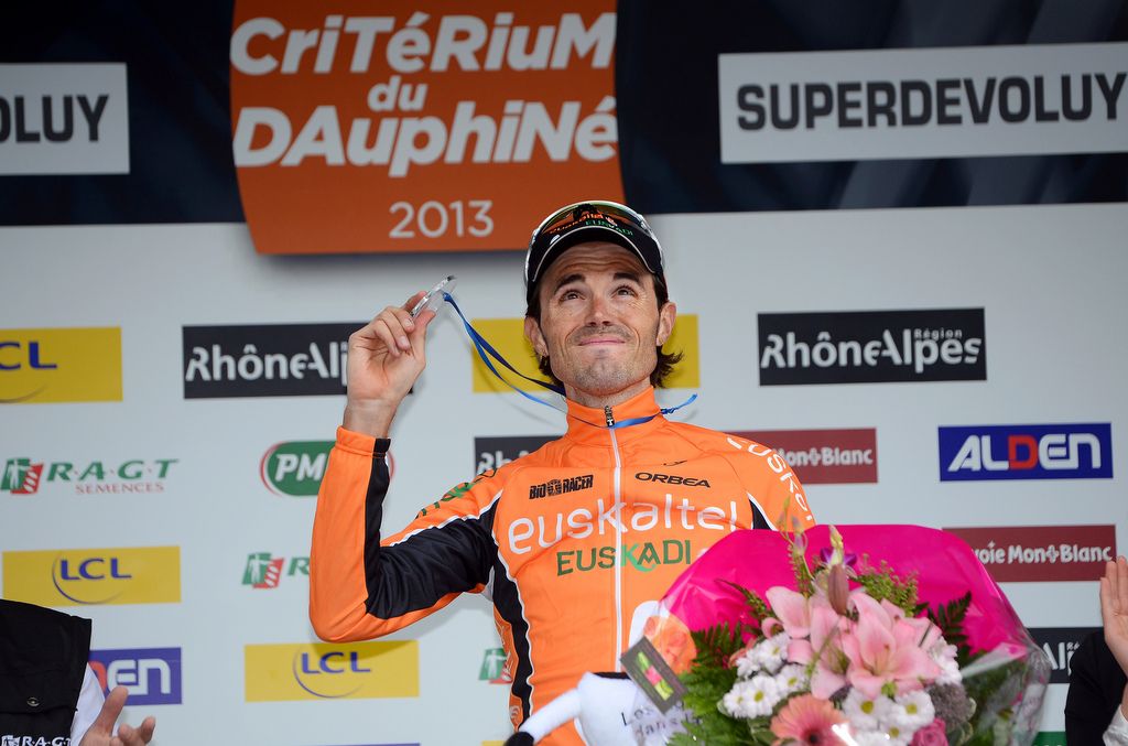 Sammy Sanchez looks to the heavens after his stage win in 2013