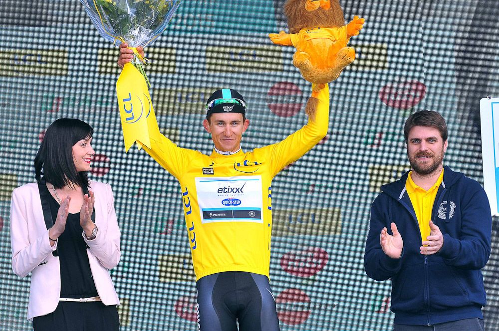 Kwiatkowski in yellow again.