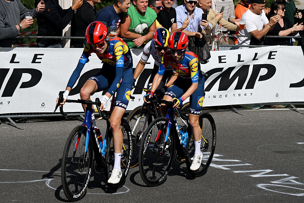 MIRANDOLA, ITALY - OCTOBER 04: (L-R) Isabella Holmgren of Canada and Team Lidl - Trek, Kimberley Le Court Pienaar of Mauritius and Team AG Insurance - Soudal and Niamh Fisher-Black of New Zealand and Team Lidl - Trek compete during the 12th Giro dell&amp;amp;apos;Emilia Internazionale Donne Elite 2025 a 126.7km one day race from Mirandola to San Luca on October 04, 2025 in Mirandola, Italy. (Photo by Dario Belingheri/Getty Images)