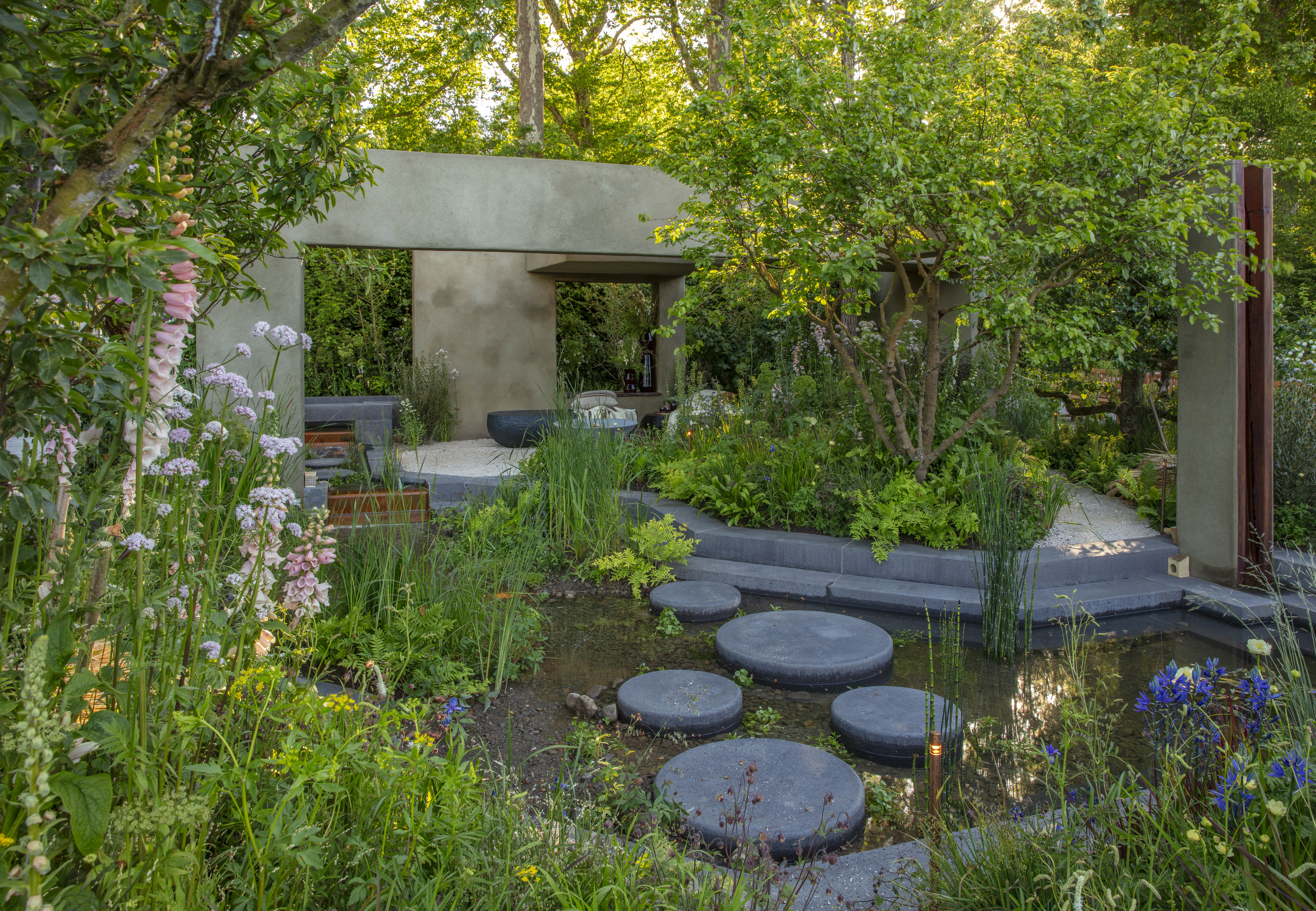 Chelsea Flower Show gardens