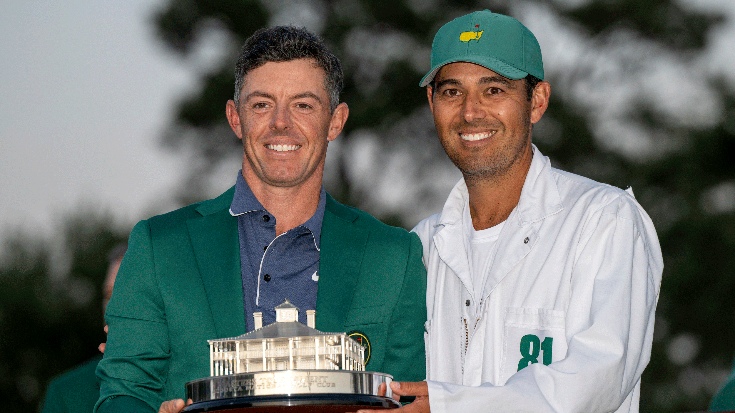 How much money does the winning caddie make at The Masters?