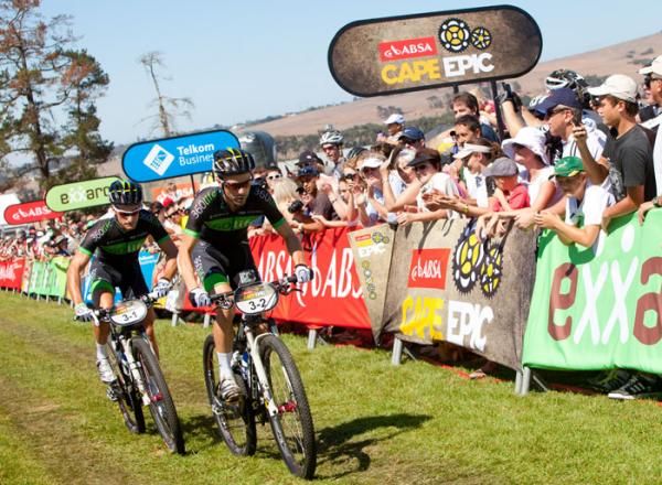 David George and Kevin Evansduring the Prologue of the 2012 Absa Cape Epic Mountain Bike stage race