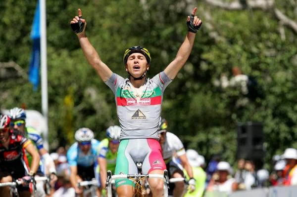Manuel Cardoso (Footon Servetto) celebrates his first ProTour stage victory over Alejandro Valverde and Cadel Evans.
