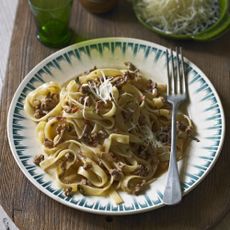 photo of Tagliatelle with beef and chicken liver sauce