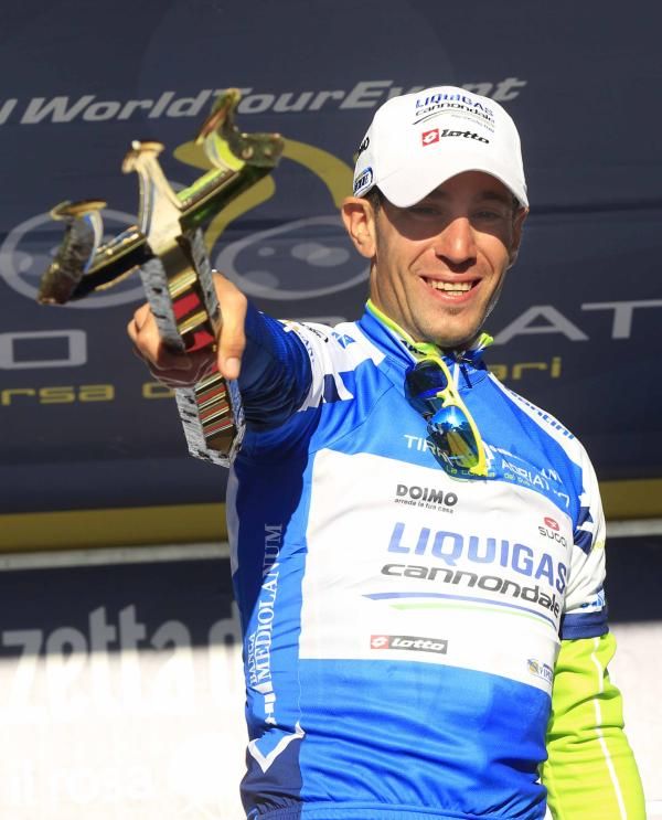 Vincenzo Nibali (Liquigas-Cannondale) shows off his trident.