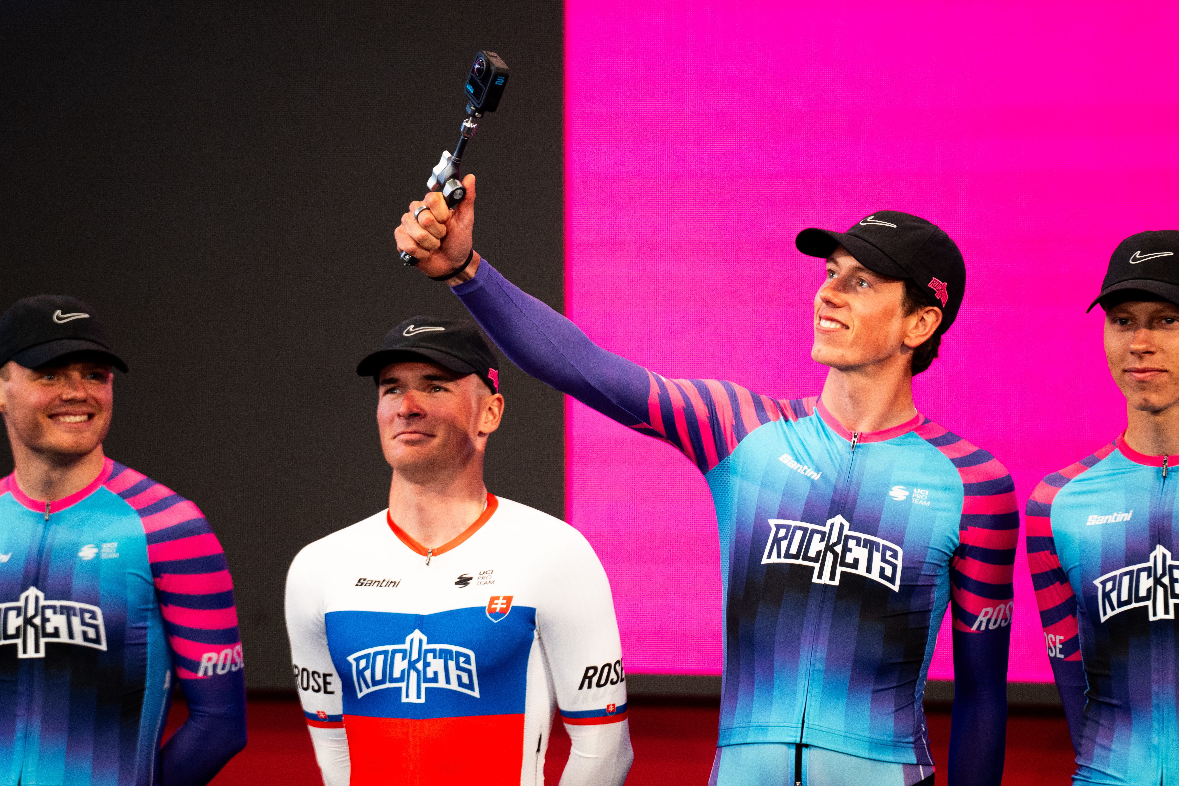 Unibet Rose Rockets riders taking a selfie