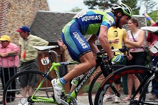 Danilo Di Luca (Liquigas) gives it everything to come round Valverde.