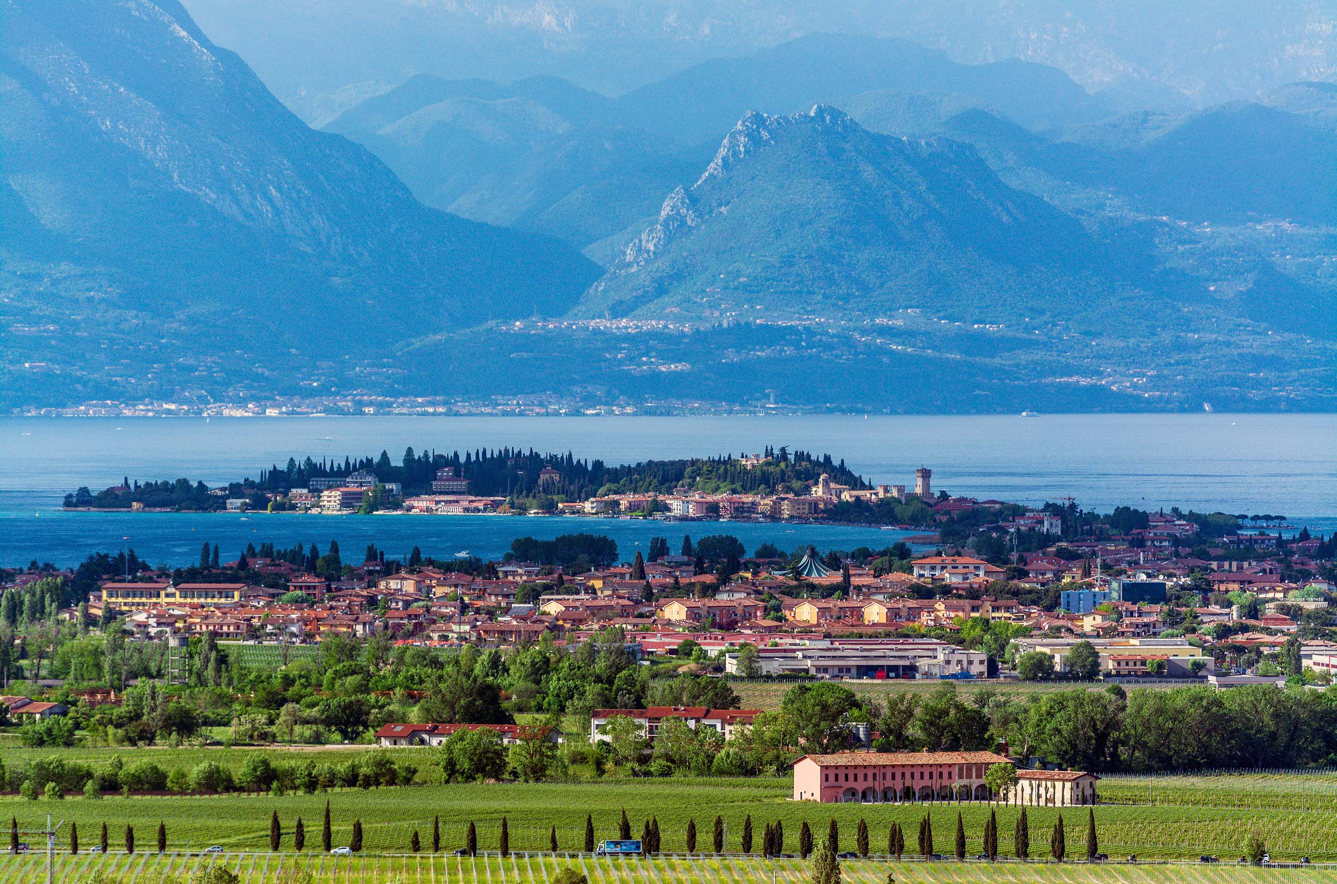 Lugana looking towards Garda lake