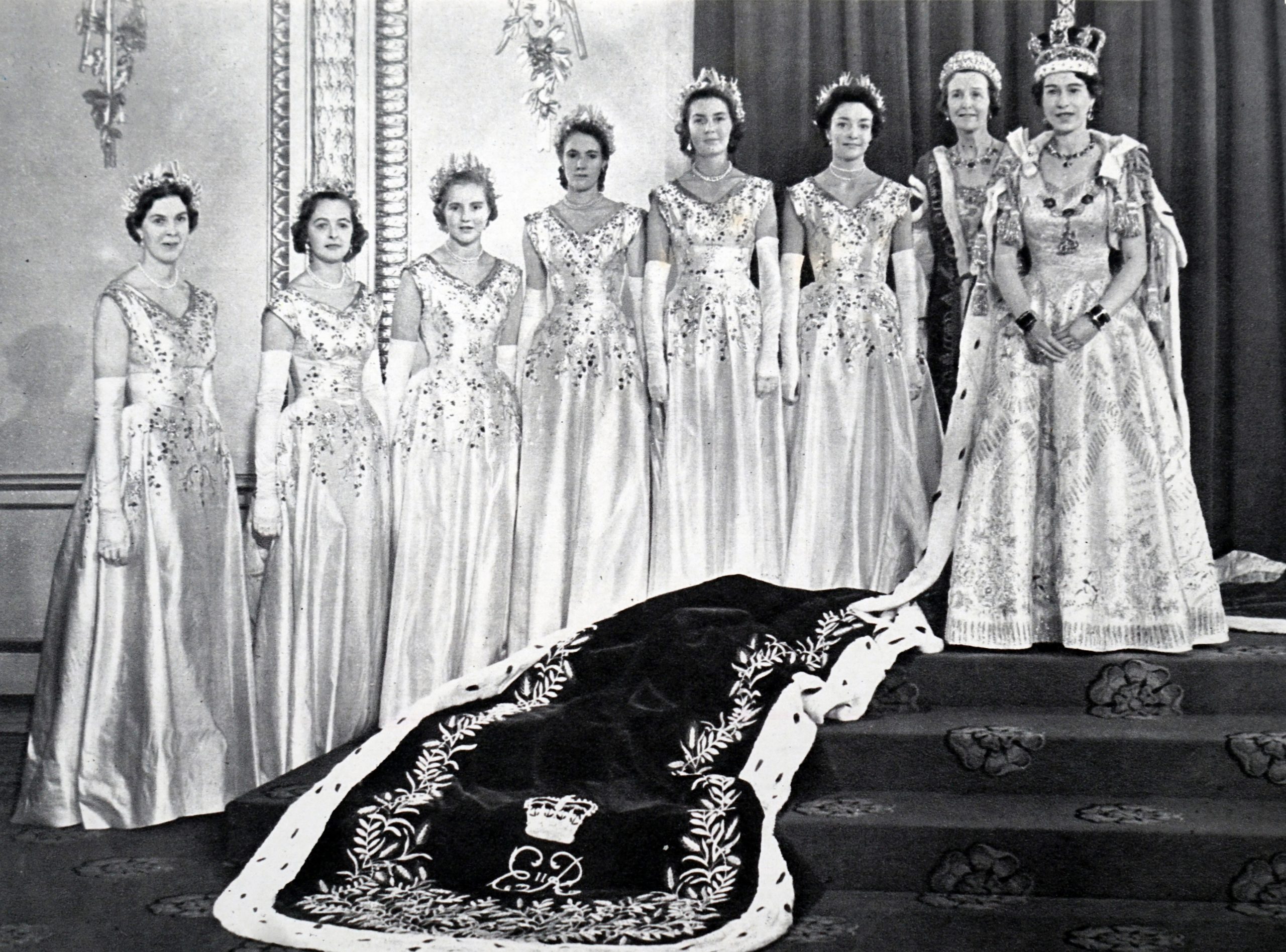 The story behind the Queen s Coronation gown Marie Claire UK